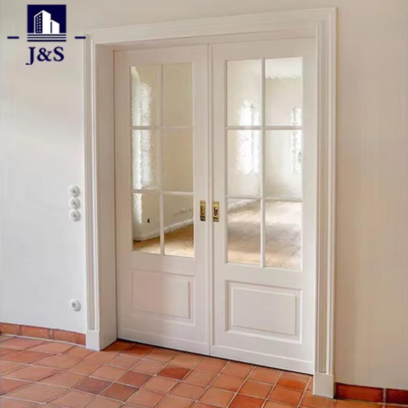 Міжкімнатні двері з масиву дерева